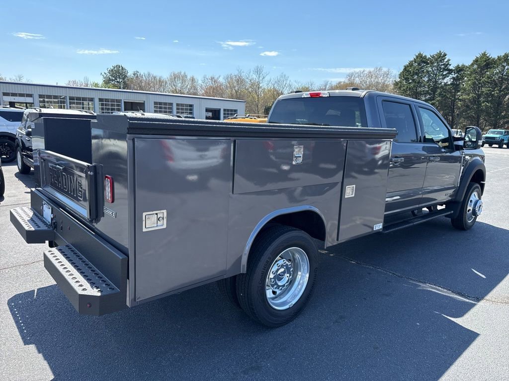New 2026 Ford F450 Lariat image 2