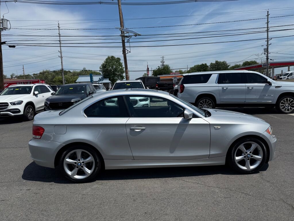 Used 2011 BMW 128i Coupe RWD image 7