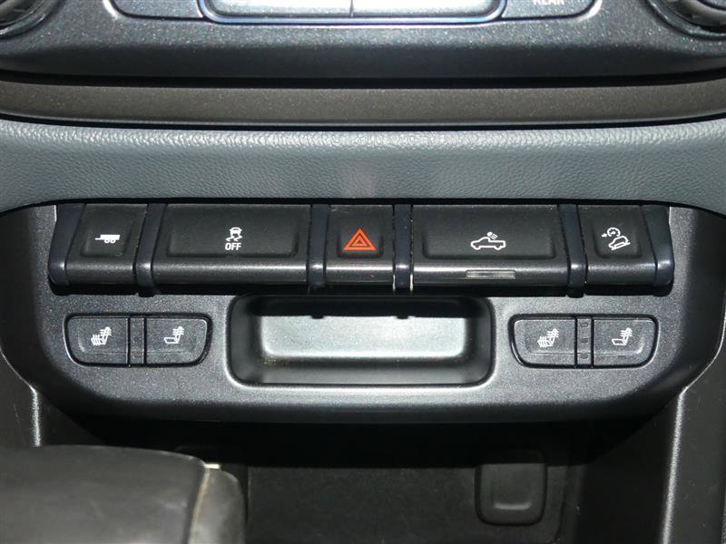 Used 2018 Chevrolet Colorado Z71 image 36