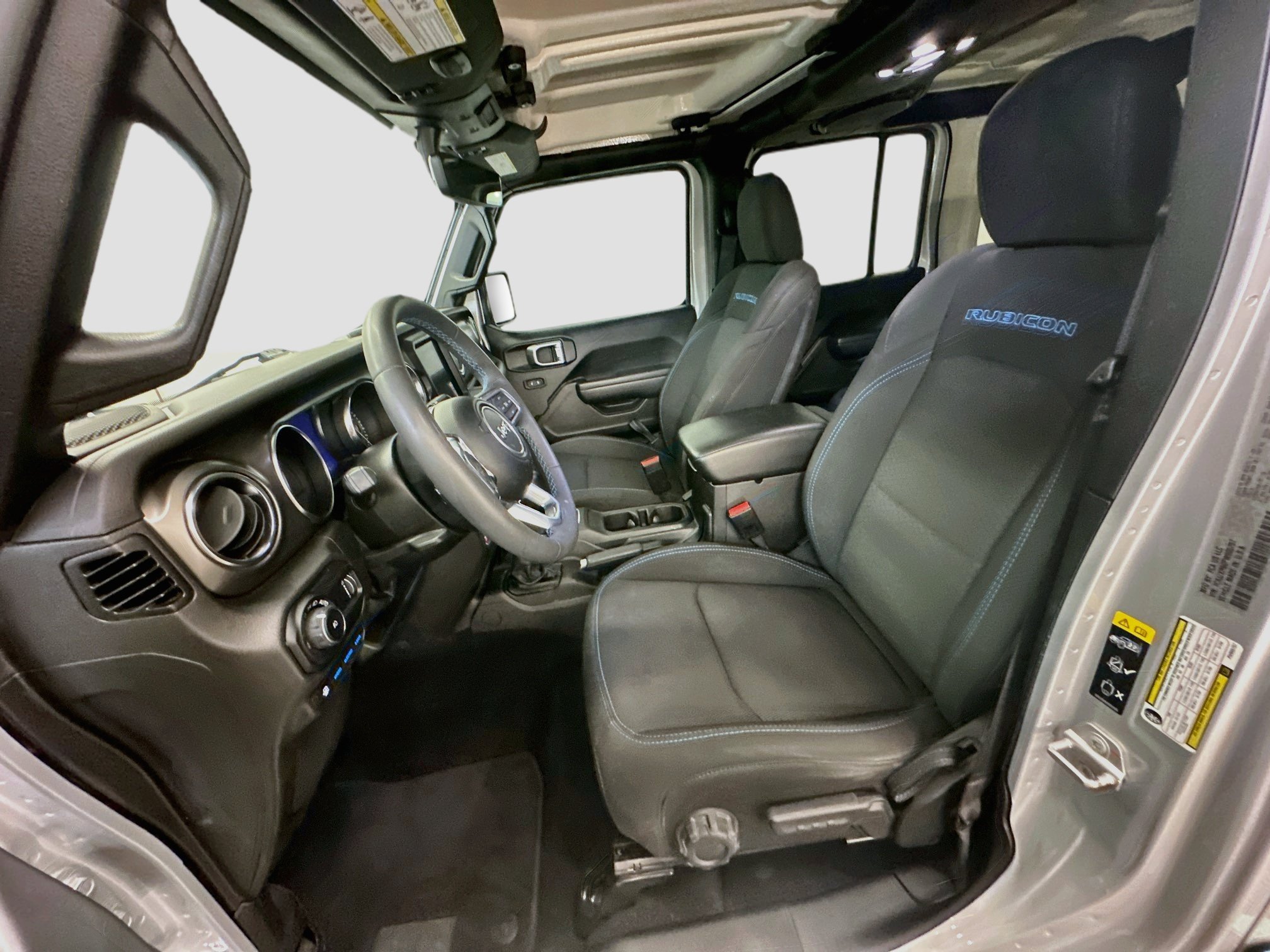 Used 2023 Jeep Wrangler Unlimited Rubicon 4xe AWD/4WD image 13