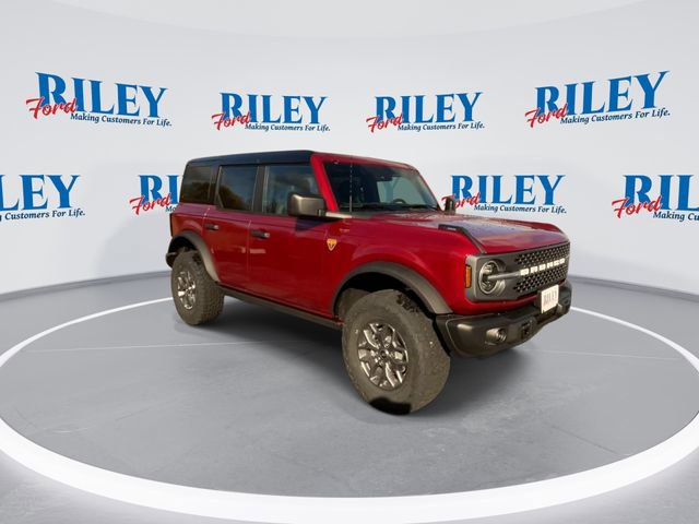 New 2025 Ford Bronco Badlands image 3