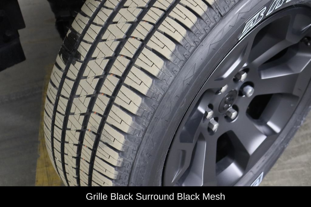 New 2026 RAM 1500 4x4 Crew Cab image 36