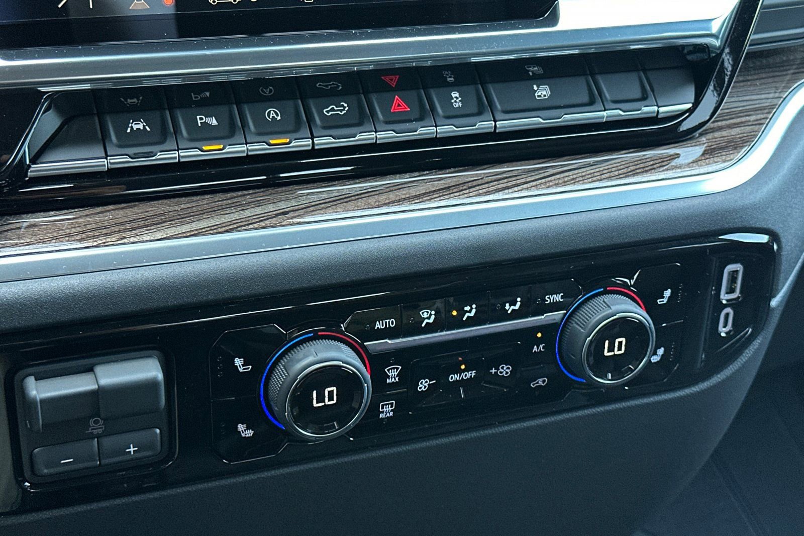 New 2026 Chevrolet Silverado 1500 LT image 20