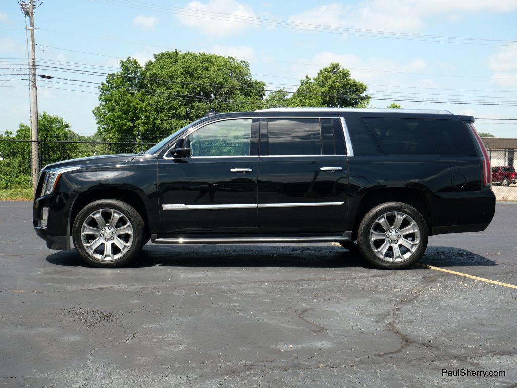 Used 2019 Cadillac Escalade ESV image 9