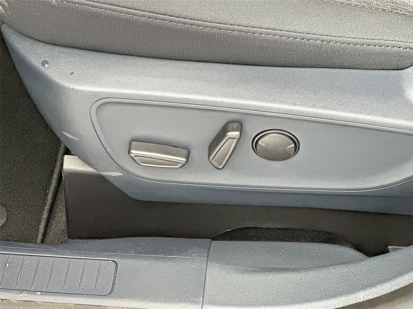 New 2026 Ford Maverick XLT w/ Equipment Group 301A image 21