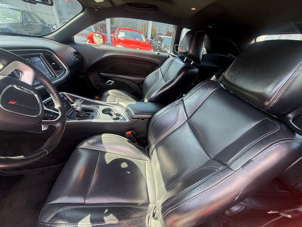 Used 2018 Dodge Challenger GT AWD/4WD image 11