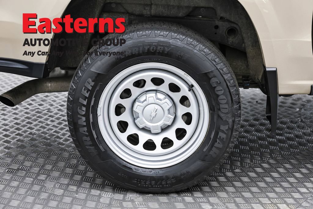 Used 2023 Chevrolet Colorado W/T image 28