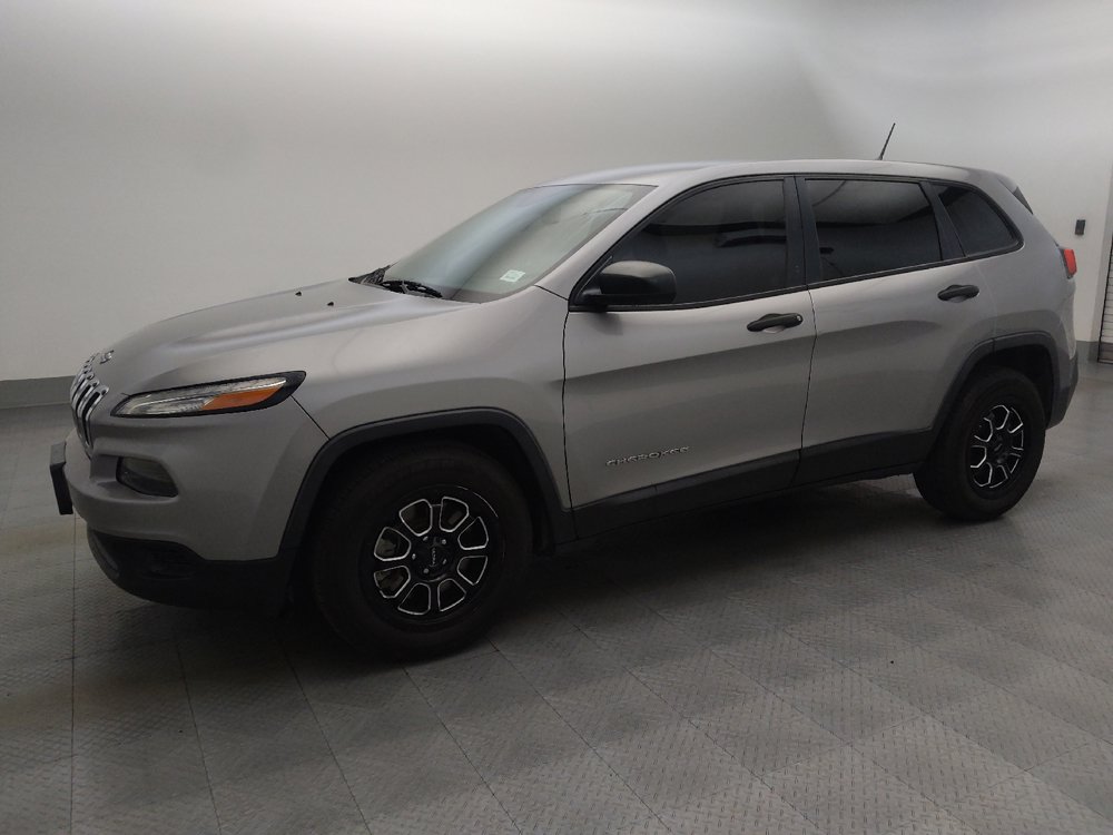 Used 2015 Jeep Cherokee Sport FWD image 2