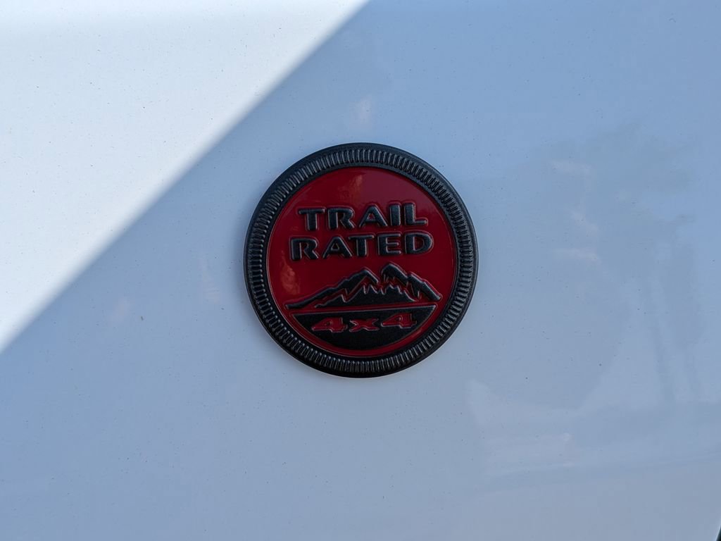 Used 2024 Jeep Compass Trailhawk image 14