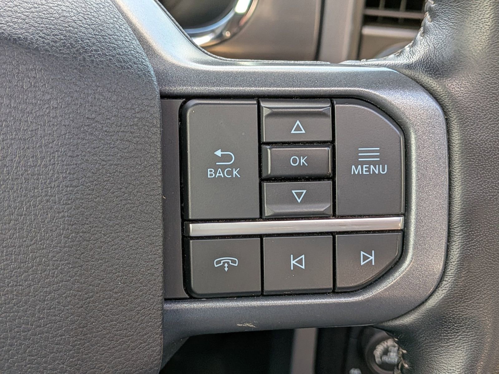 Certified 2023 Ford F150 Lariat w/ Equipment Group 502A High image 30