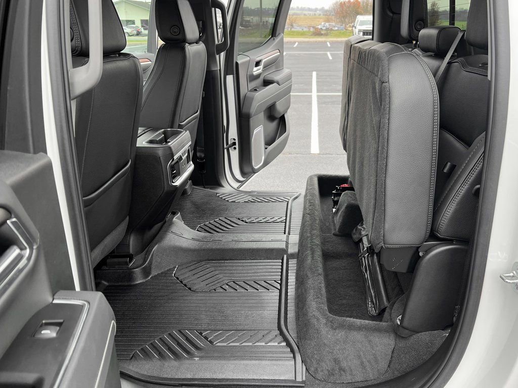 Used 2025 GMC Sierra 1500 Denali image 19