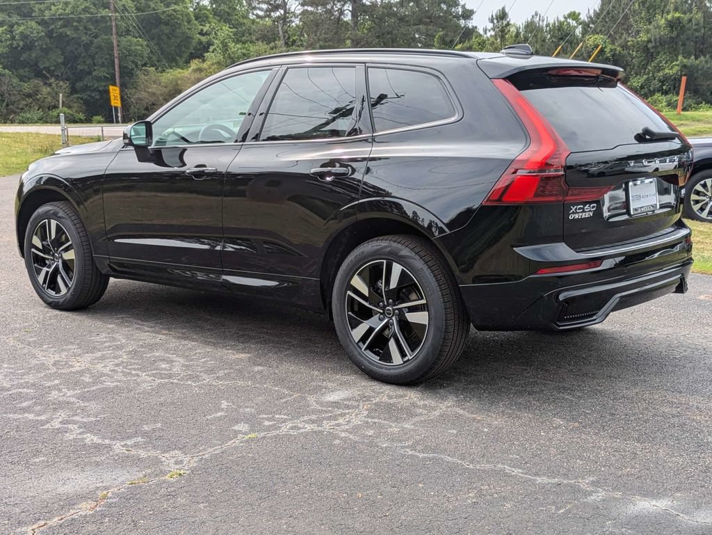 New 2026 Volvo XC60 B5 Core w/ Protection Package Premier AWD/4WD image 4