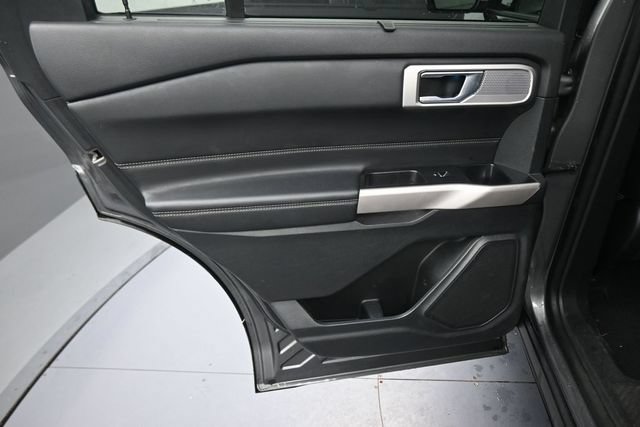 Used 2023 Ford Explorer Limited w/ Hybrid Equipment Group 310A AWD/4WD image 19