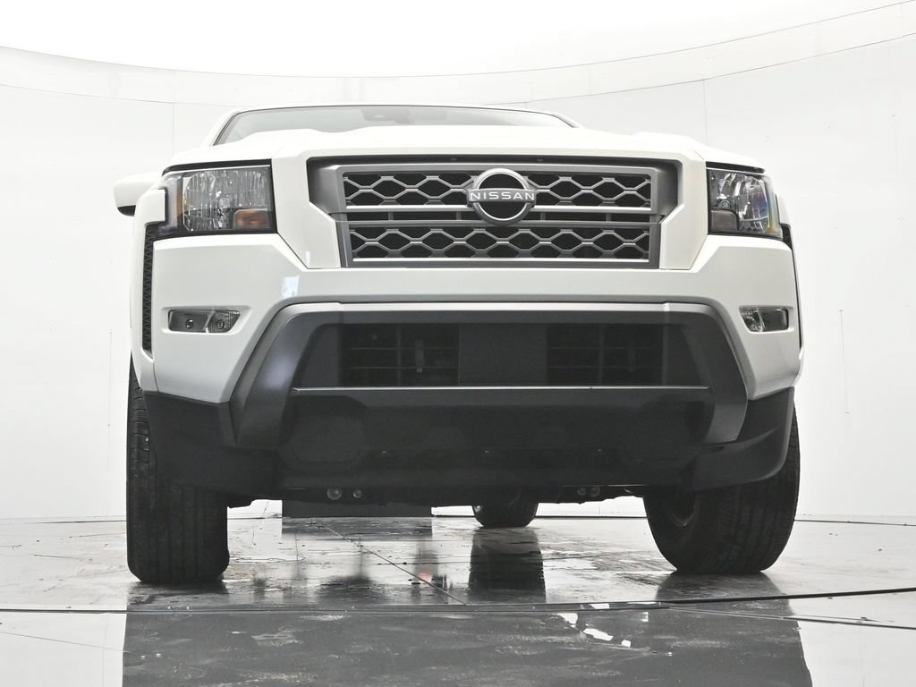 Certified 2022 Nissan Frontier SV RWD image 36