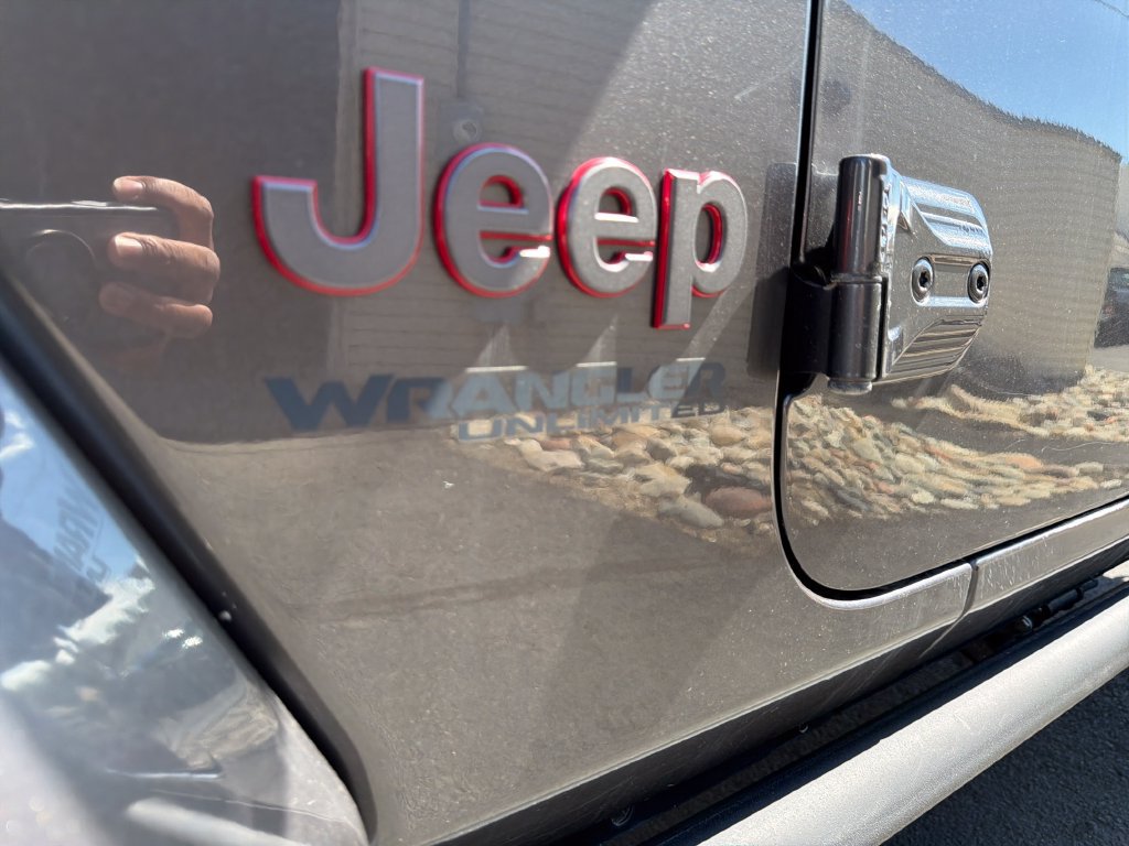 Used 2018 Jeep Wrangler Unlimited Rubicon AWD/4WD image 13