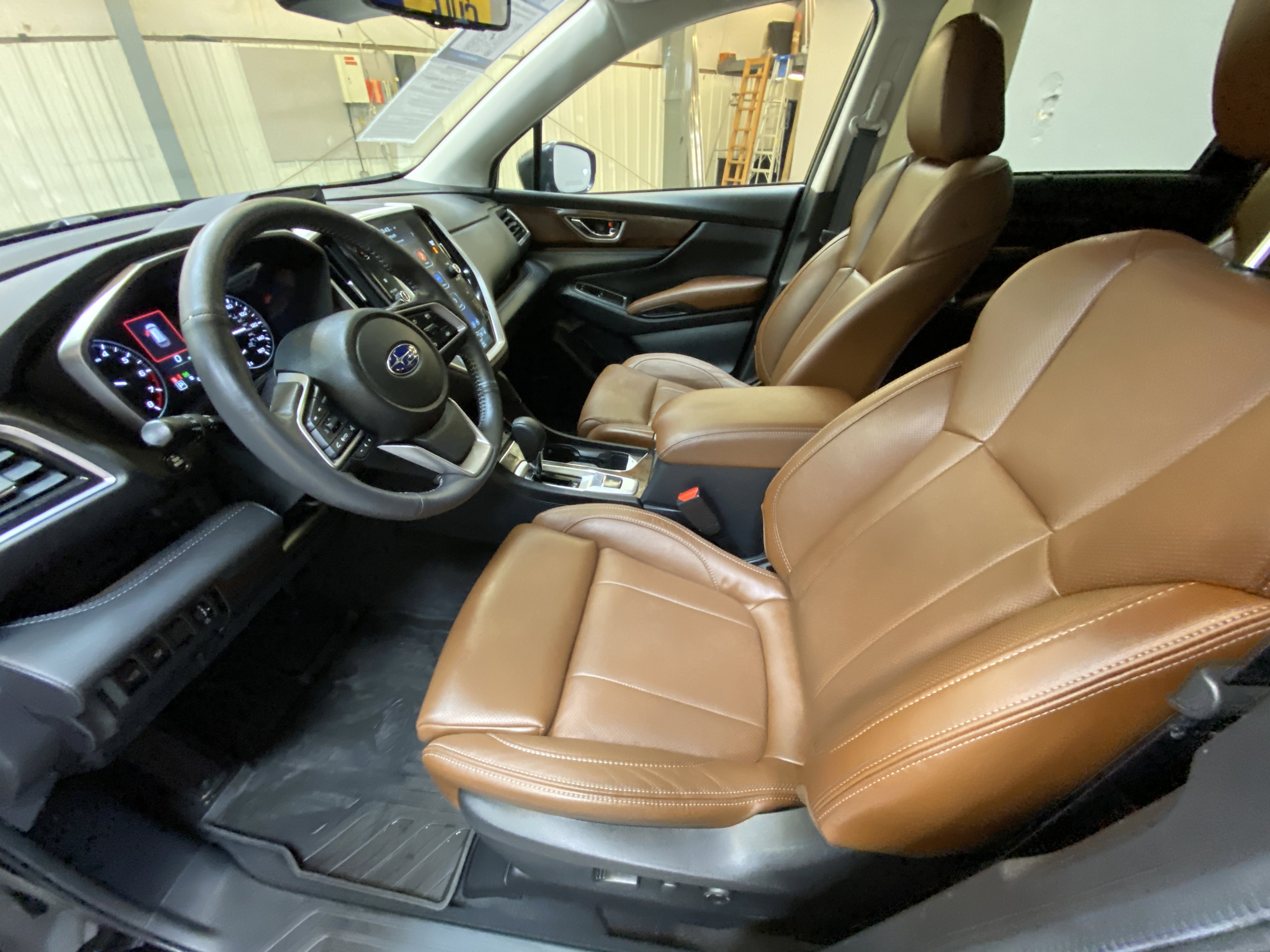 Used 2025 Subaru Ascent Touring w/ Popular Package #2 image 21