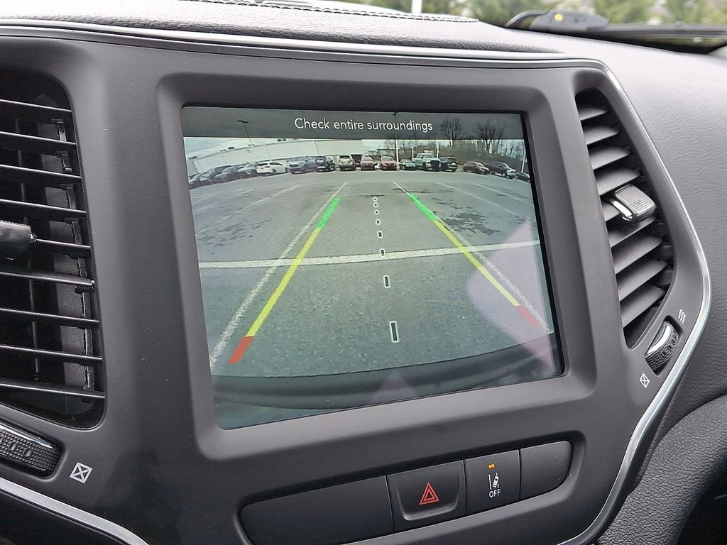 Used 2022 Jeep Cherokee Latitude Lux w/ Sun & Sound Group image 18