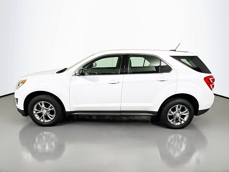 Used 2017 Chevrolet Equinox LS AWD/4WD image 4