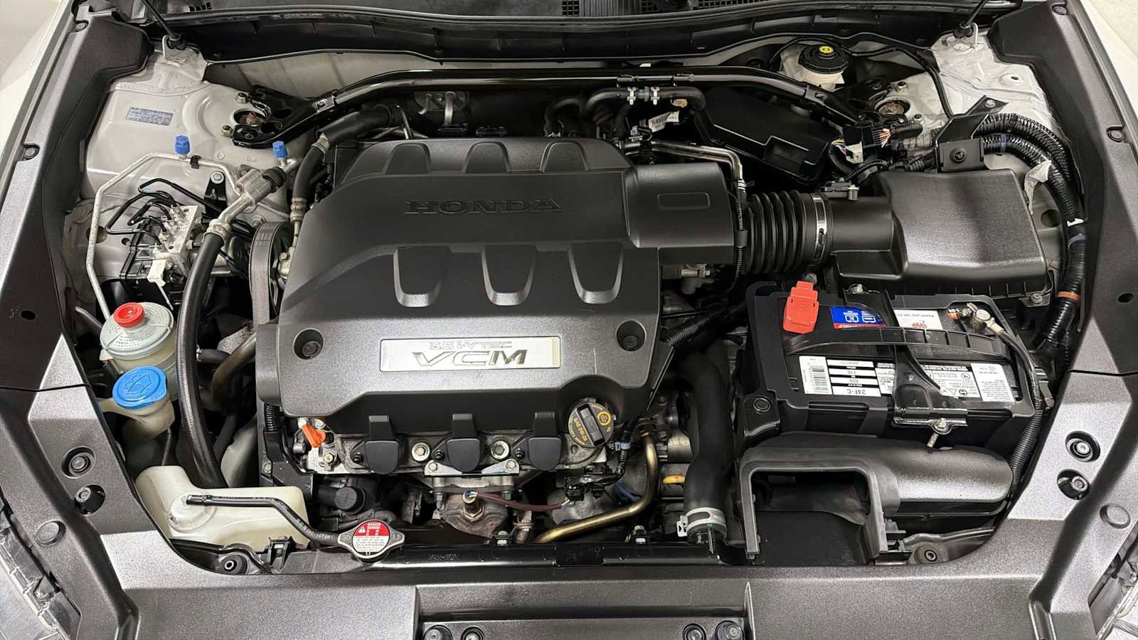 Used 2011 Honda Crosstour EX-L image 31