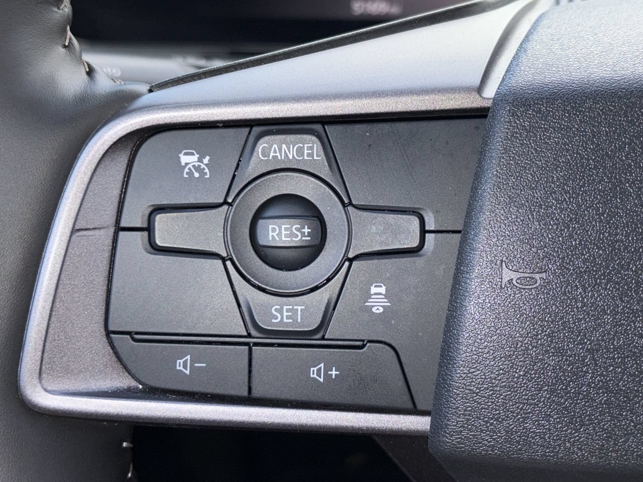 Used 2026 Nissan Sentra SV w/ SV Convenience Package FWD image 20