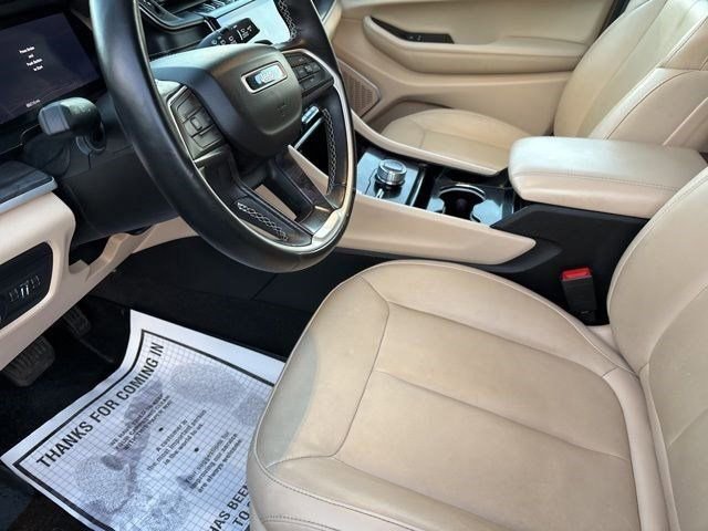 Used 2021 Jeep Grand Cherokee L Limited image 11