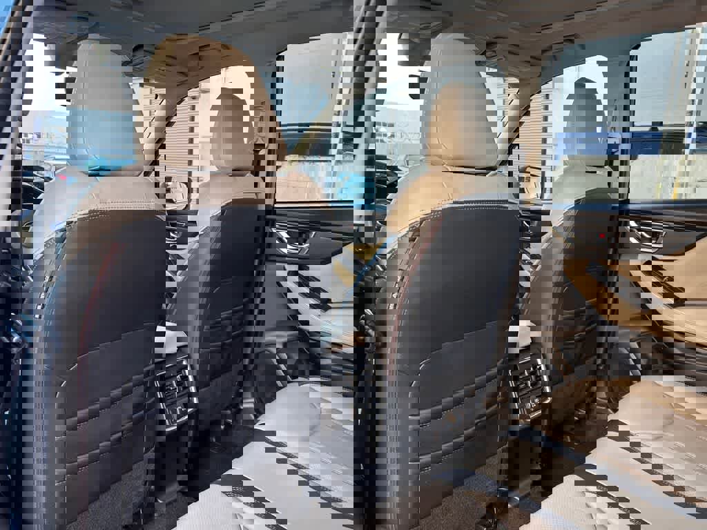 Used 2019 Subaru Forester Limited AWD/4WD image 13