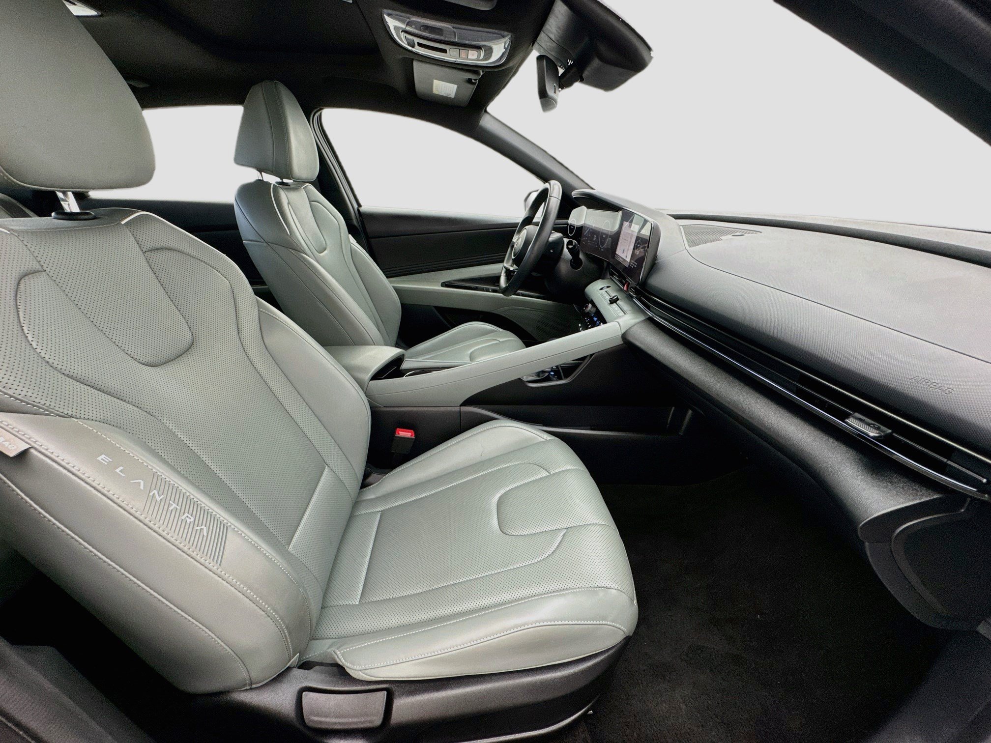 Used 2025 Hyundai Elantra Limited FWD image 20