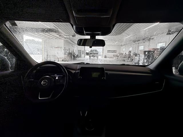 Used 2021 Nissan Rogue S AWD/4WD image 10