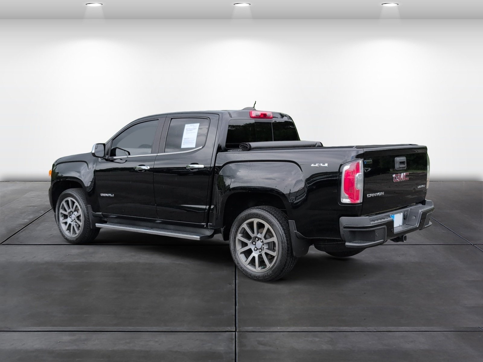 Used 2019 GMC Canyon Denali AWD/4WD image 3