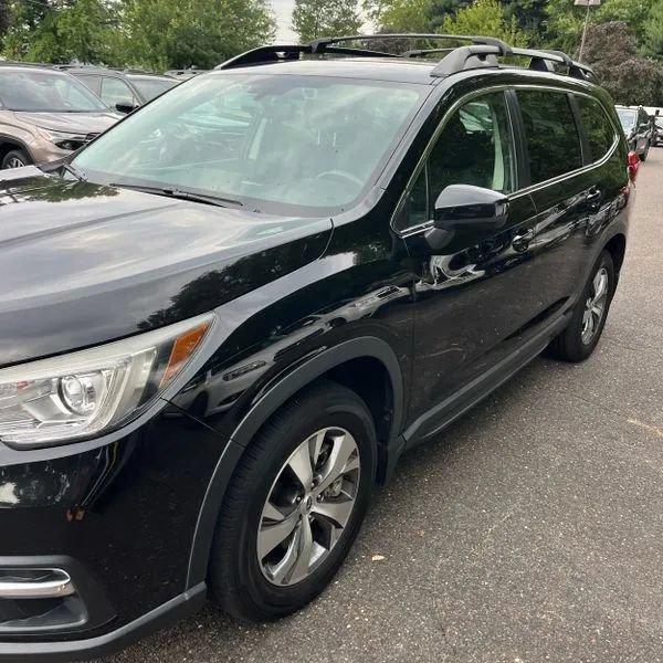 Used 2021 Subaru Ascent Premium w/ Convenience Package AWD/4WD image 2