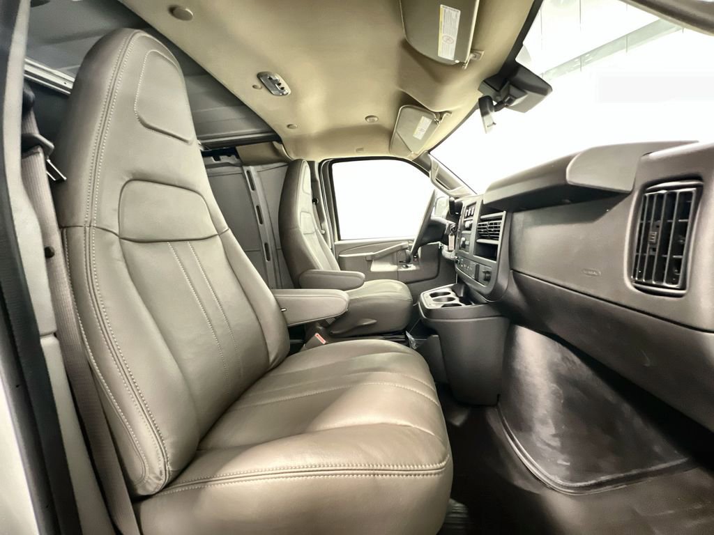New 2025 Chevrolet Express 2500 w/ Driver Convenience Package image 22