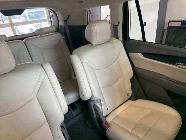 Used 2024 Cadillac XT6 Premium Luxury w/ LPO, Floor Liner Package AWD/4WD image 46