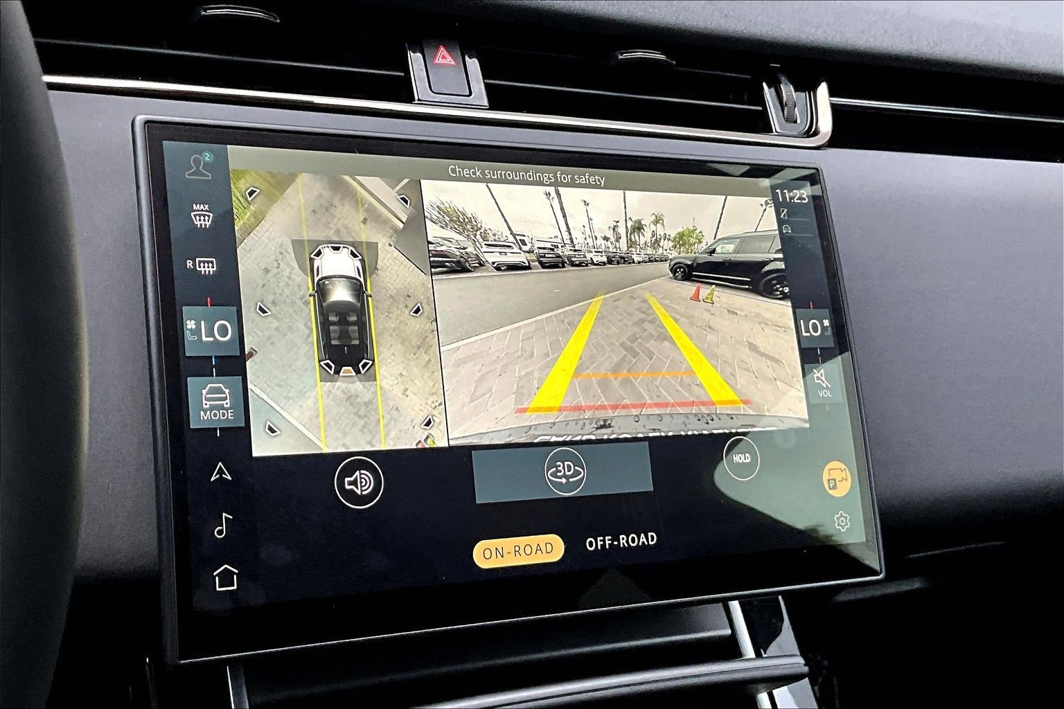 Used 2024 Land Rover Range Rover Evoque Dynamic SE image 21