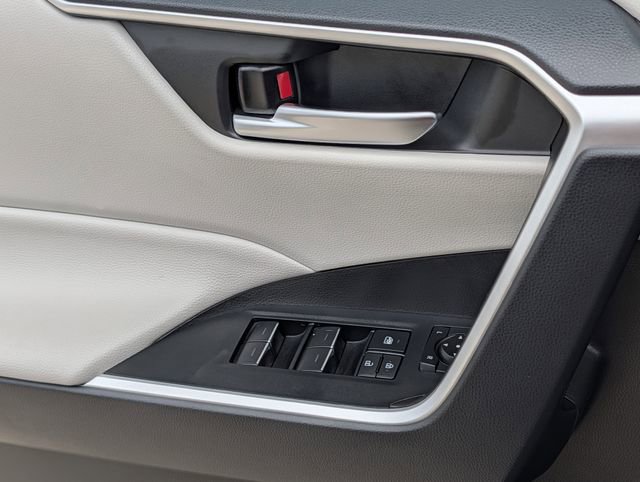 Certified 2025 Toyota RAV4 XLE w/ Convenience Package image 23