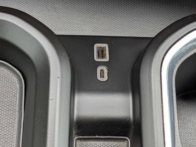 Used 2024 GMC Sierra 3500 Denali w/ Denali Reserve Package image 32