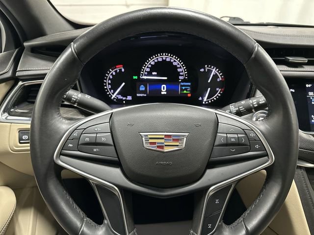 Used 2018 Cadillac XT5 FWD image 10