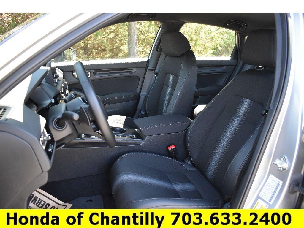 Certified 2025 Honda Civic Sport image 25
