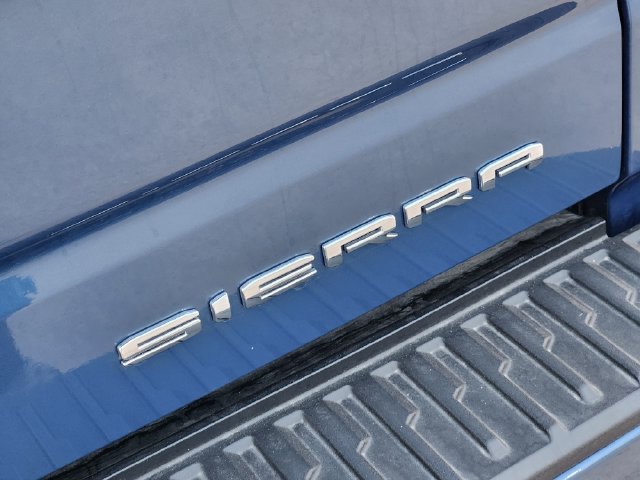 Used 2025 GMC Sierra 1500 Denali Ultimate AWD/4WD image 9