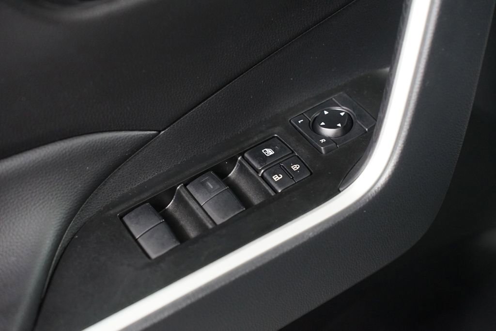 Certified 2025 Toyota RAV4 LE image 30