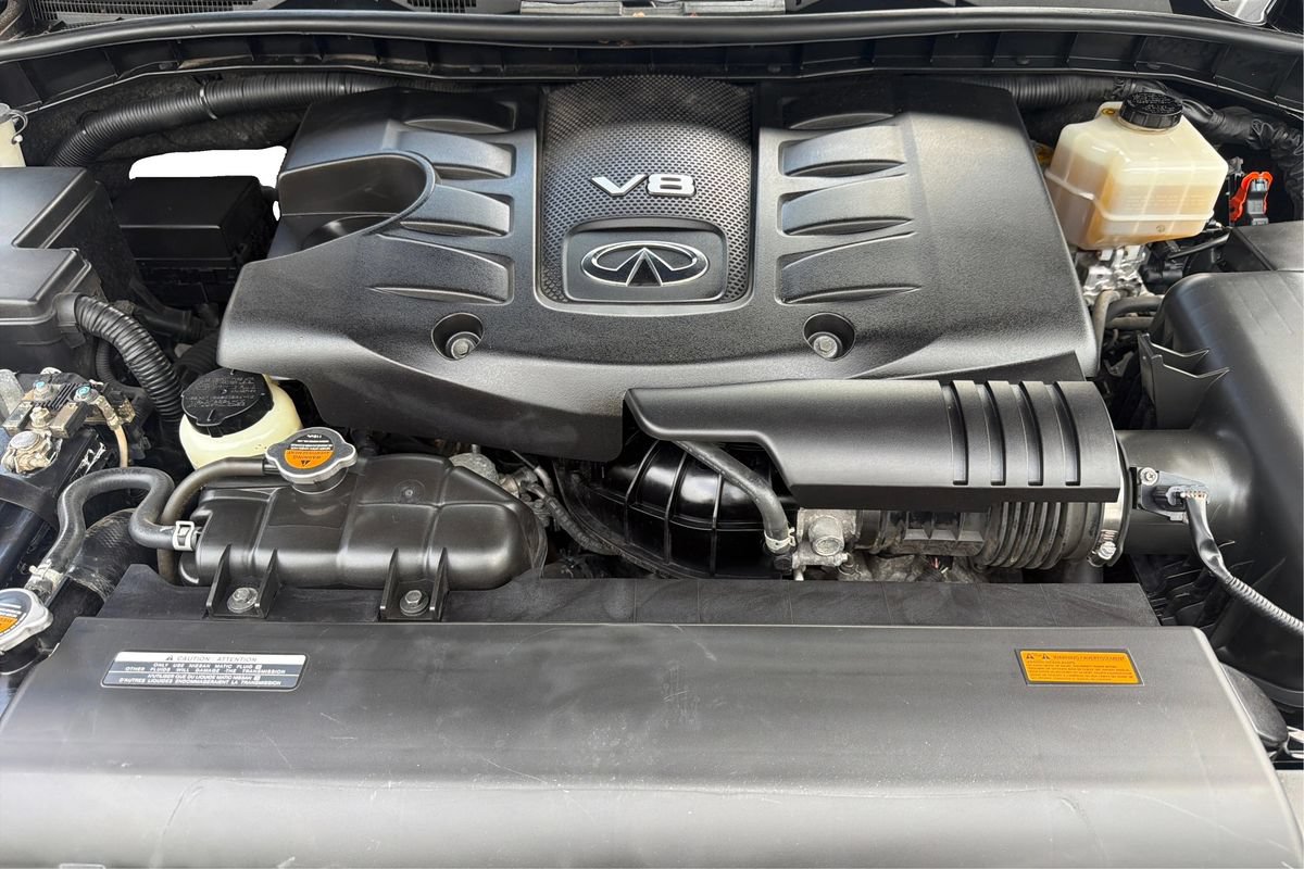 Used 2014 INFINITI QX80 4WD w/ Theater Package image 26