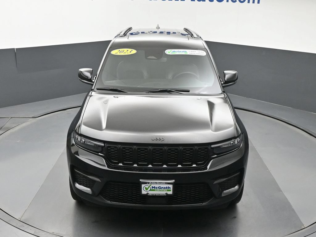 Used 2023 Jeep Grand Cherokee Altitude AWD/4WD image 28
