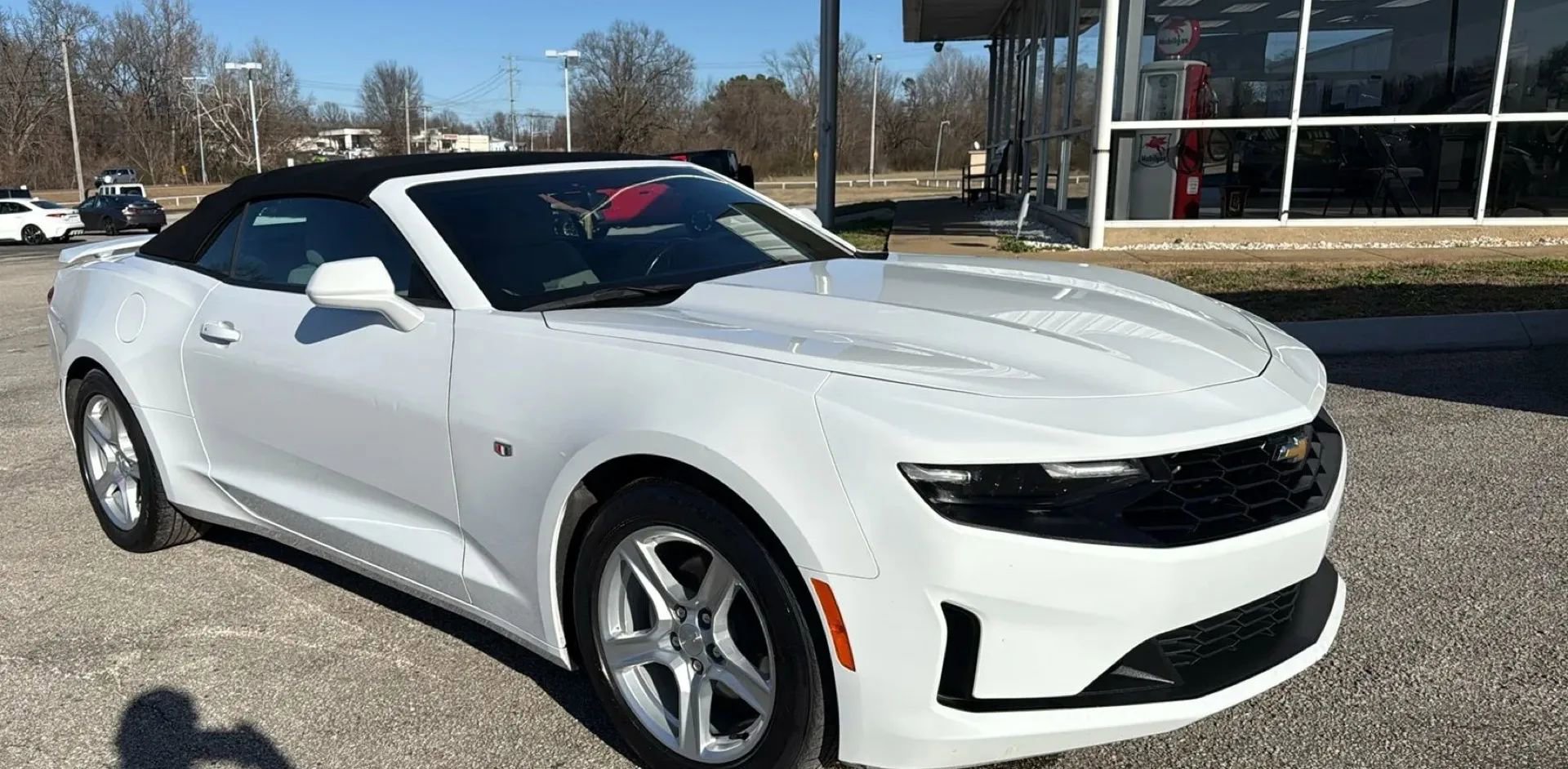 Used 2023 Chevrolet Camaro LT image 7
