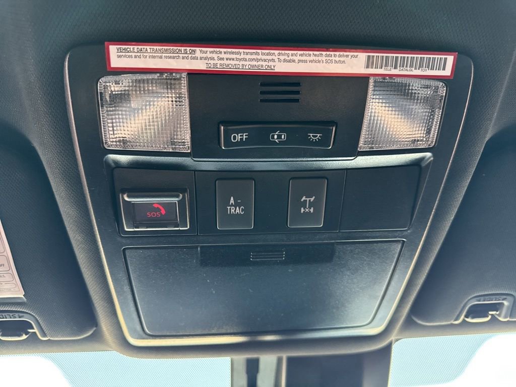 Used 2020 Toyota Tacoma TRD Off-Road AWD/4WD image 19
