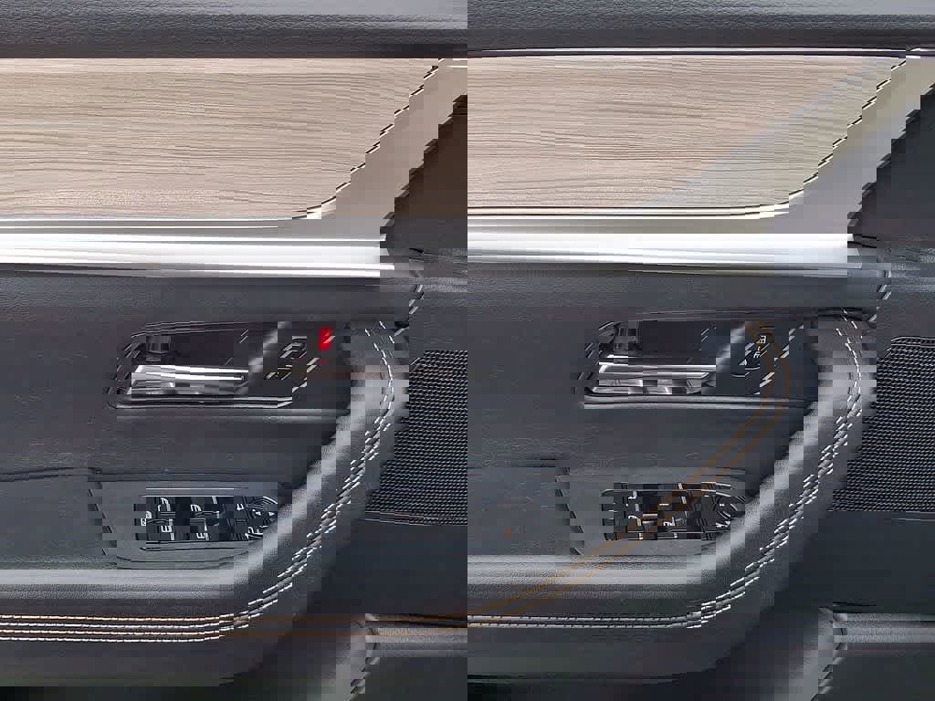 Used 2024 MAZDA CX-90 3.3 Turbo w/ Premium Package image 10