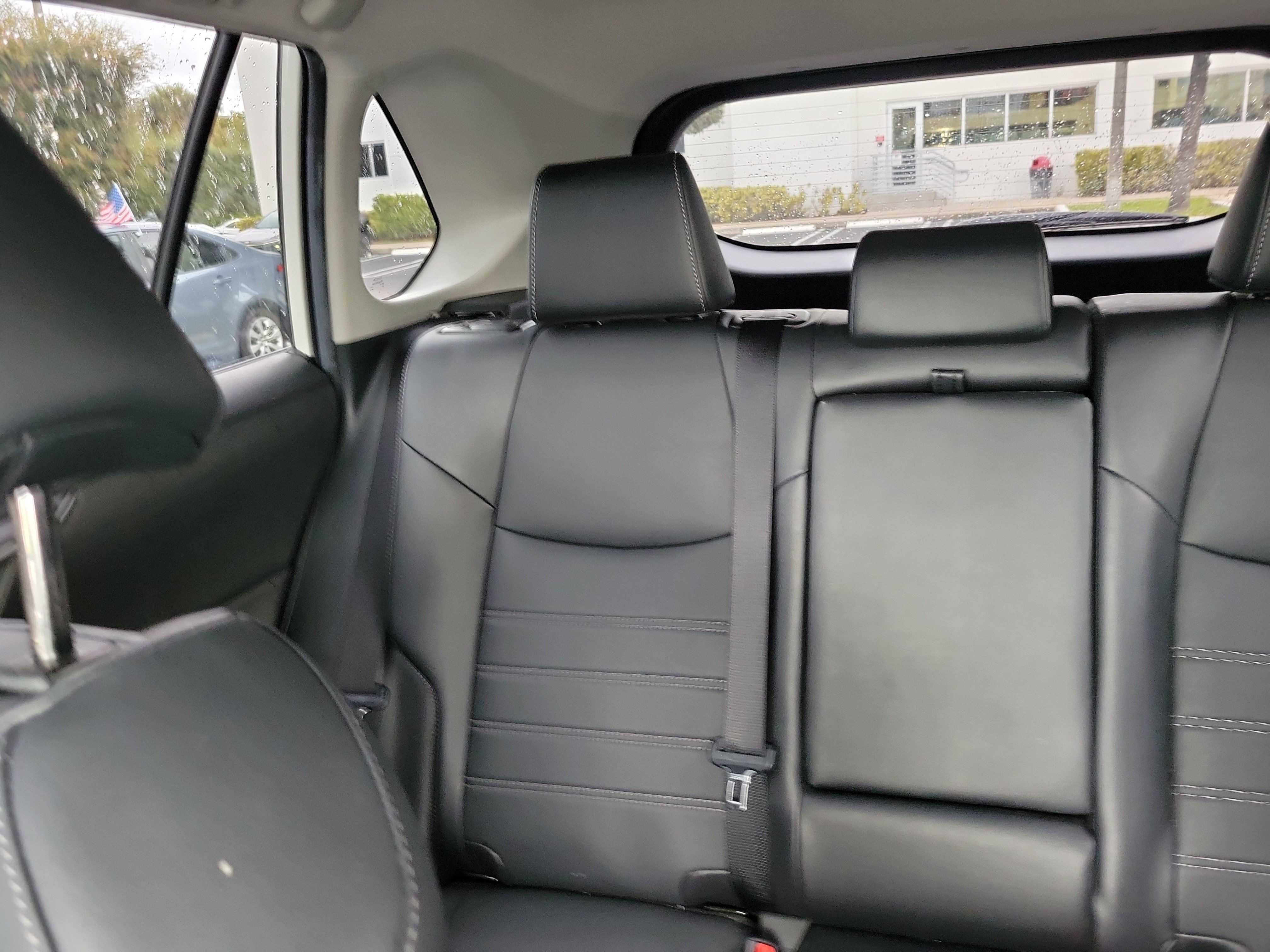 Used 2022 Toyota RAV4 XLE Premium FWD image 20