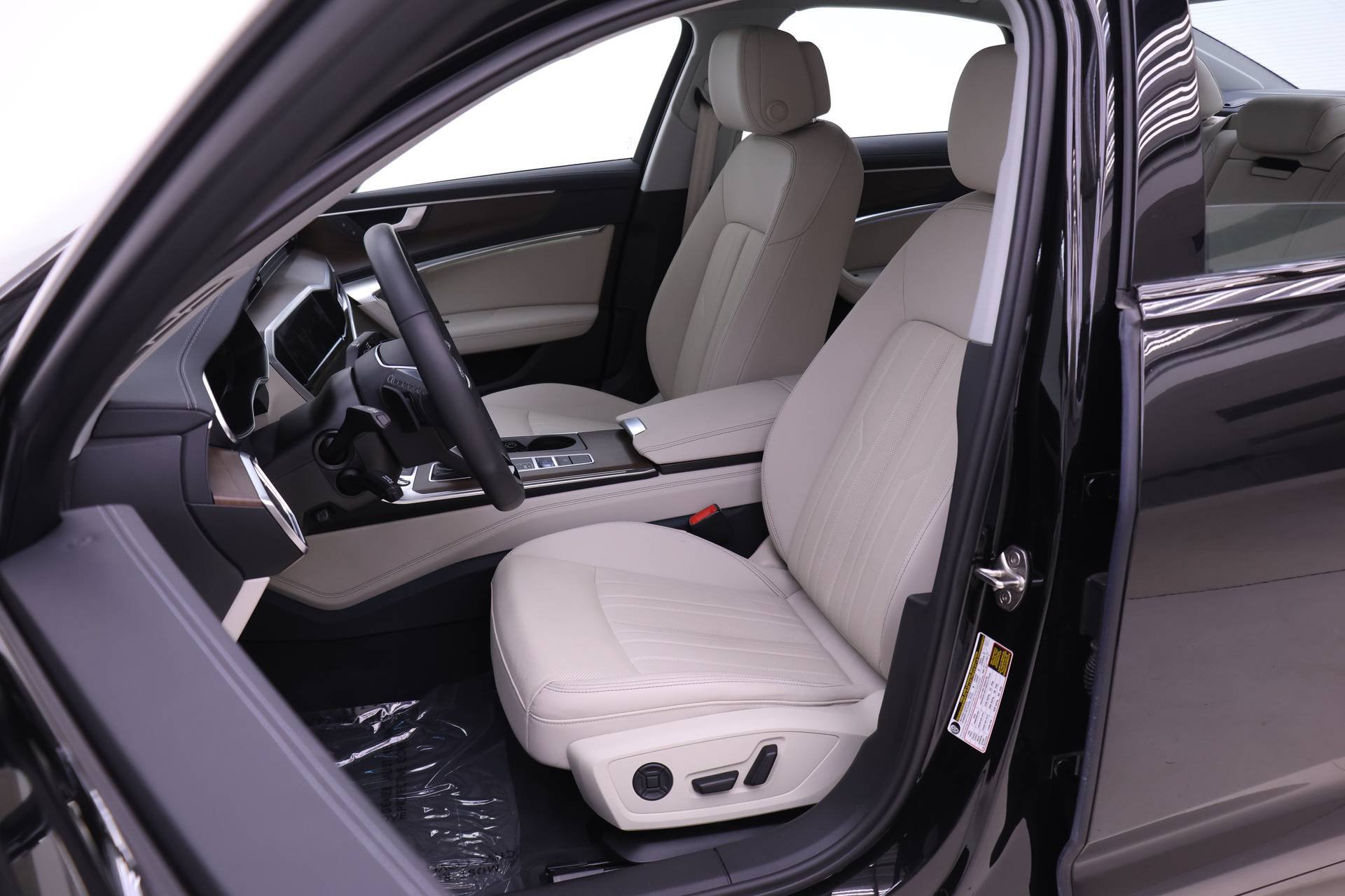 Certified 2025 Audi A6 Premium Plus w/ Premium Plus Package AWD/4WD image 7