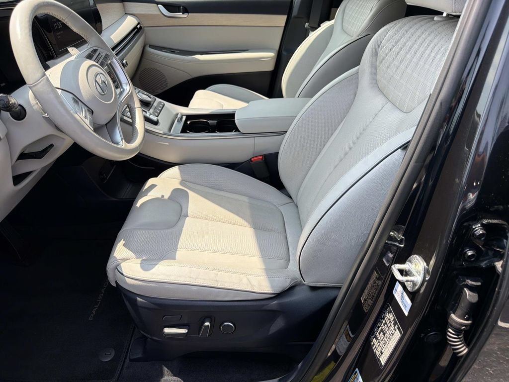 Used 2023 Hyundai Palisade Limited FWD image 20