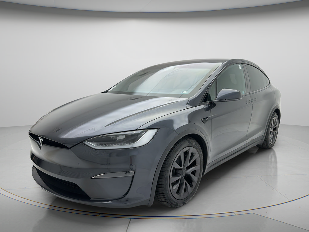 Used 2024 Tesla Model X AWD/4WD image 3