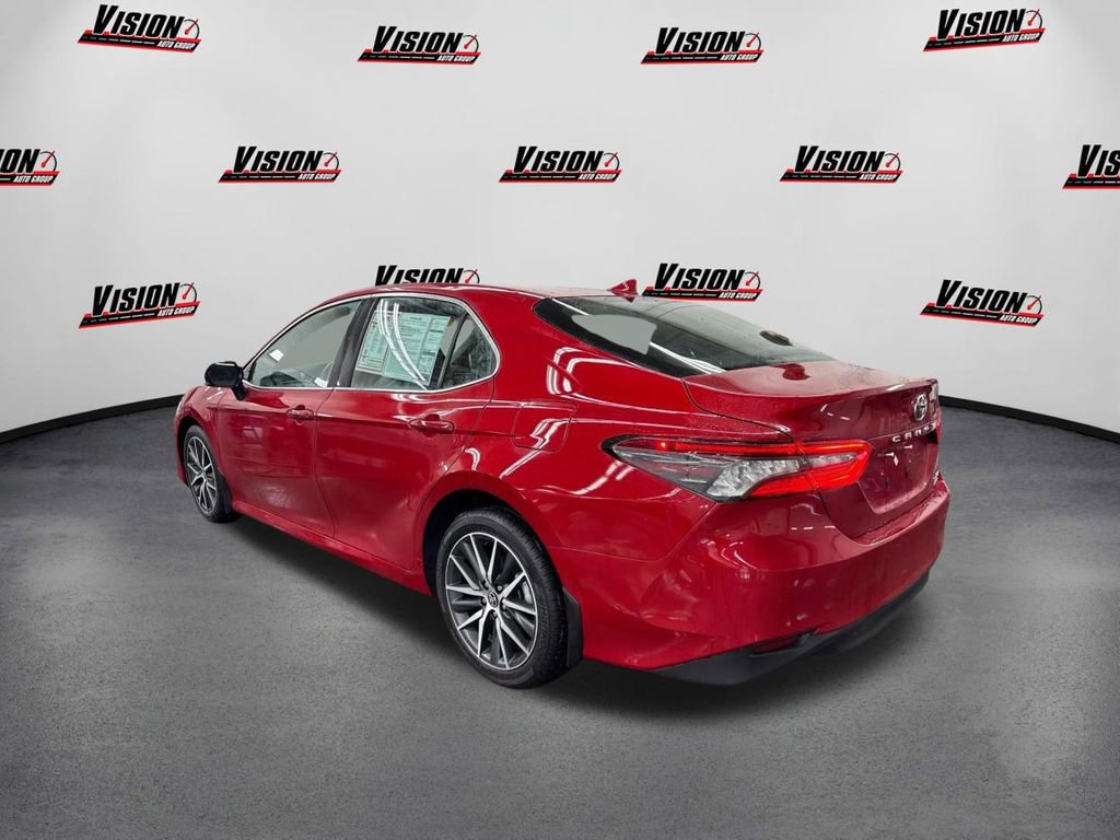 Used 2023 Toyota Camry XLE w/ Cold Weather Package image 7