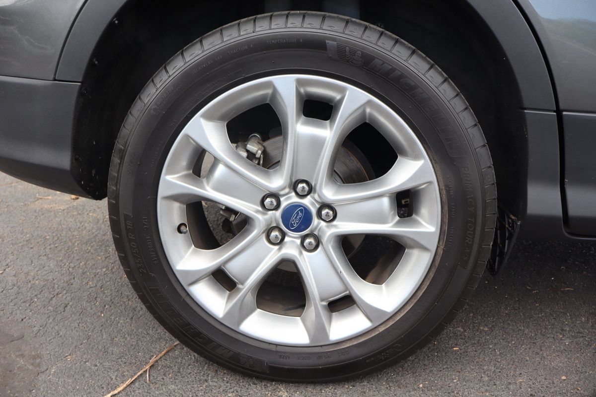 Used 2015 Ford Escape Titanium w/ Equipment Group 301A AWD/4WD image 44